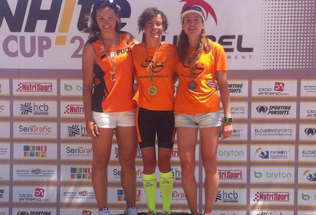 Miriam Muñoz se proclama campeona autonómica de la Comunidad Valenciana de triatlón distancia sprint en Alicante