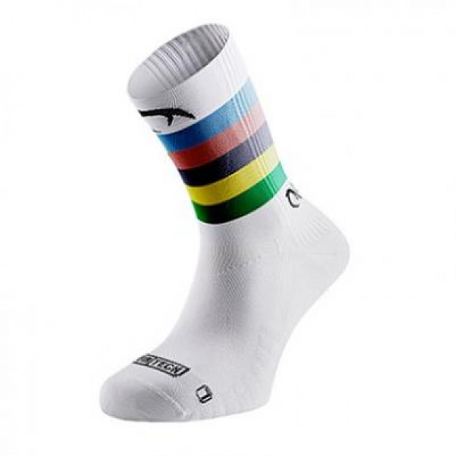 Nuevo calcetín de ciclismo Lurbel Kairos Winner: edición limitada con aires vintage