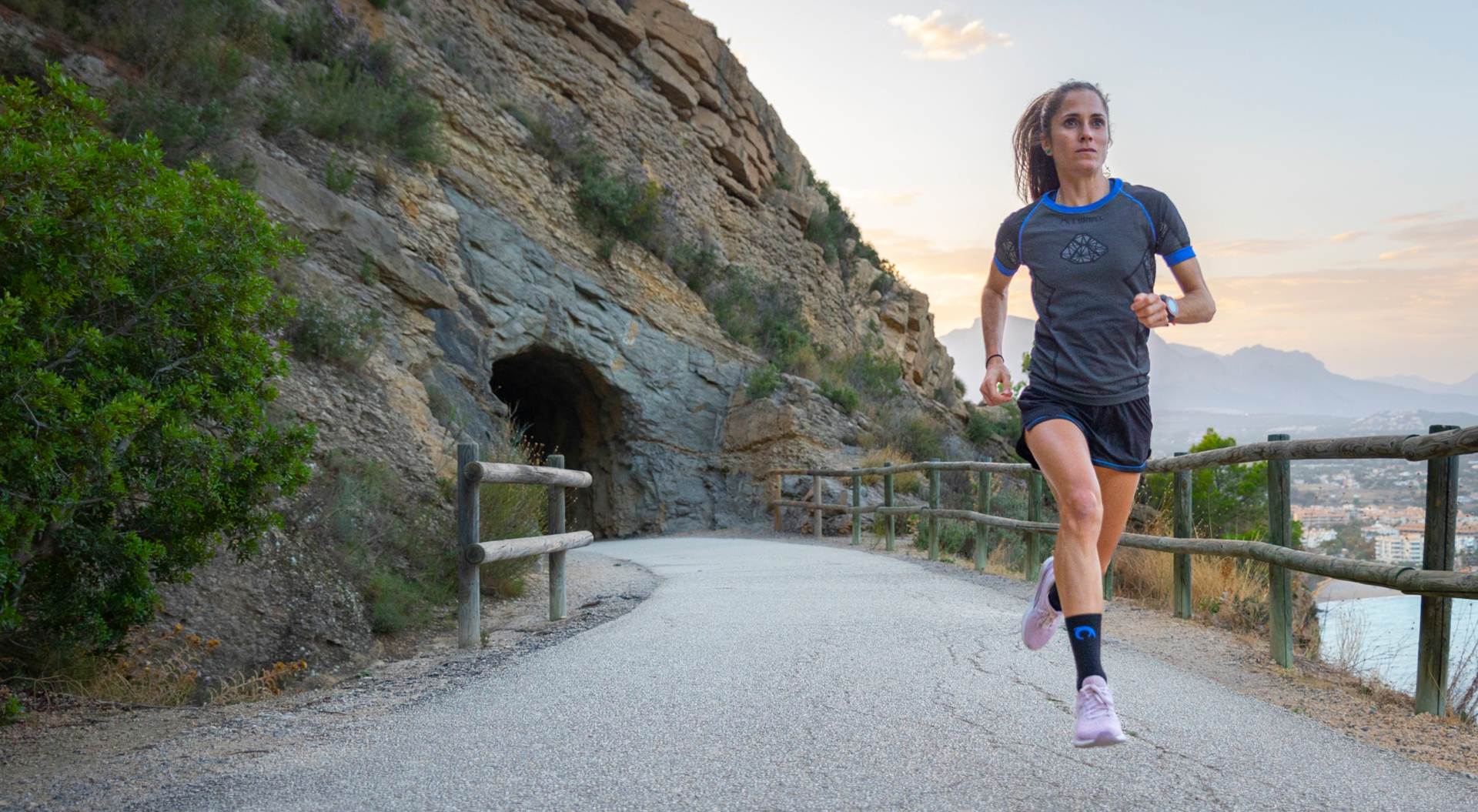 Trail running de mujer Lurbel Quimbaya Socks W ¡AHORRA 30%! - People Sapiens