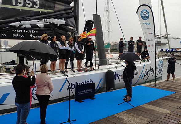 El velero del Reto Pelayo Vida 2020 llega a Valencia