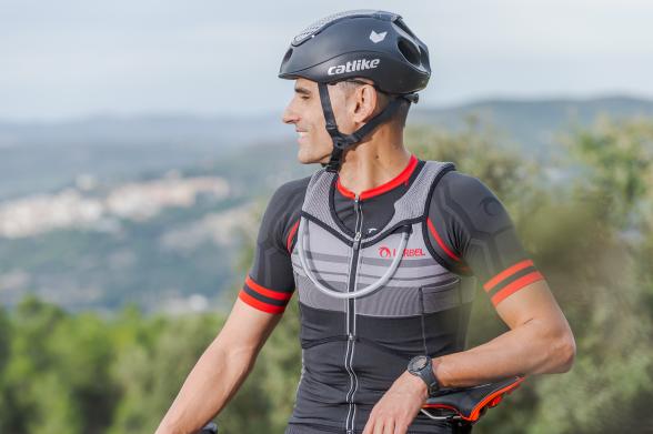 Prueba el chaleco de hidratación Kylie Bike en Territorio SNBC